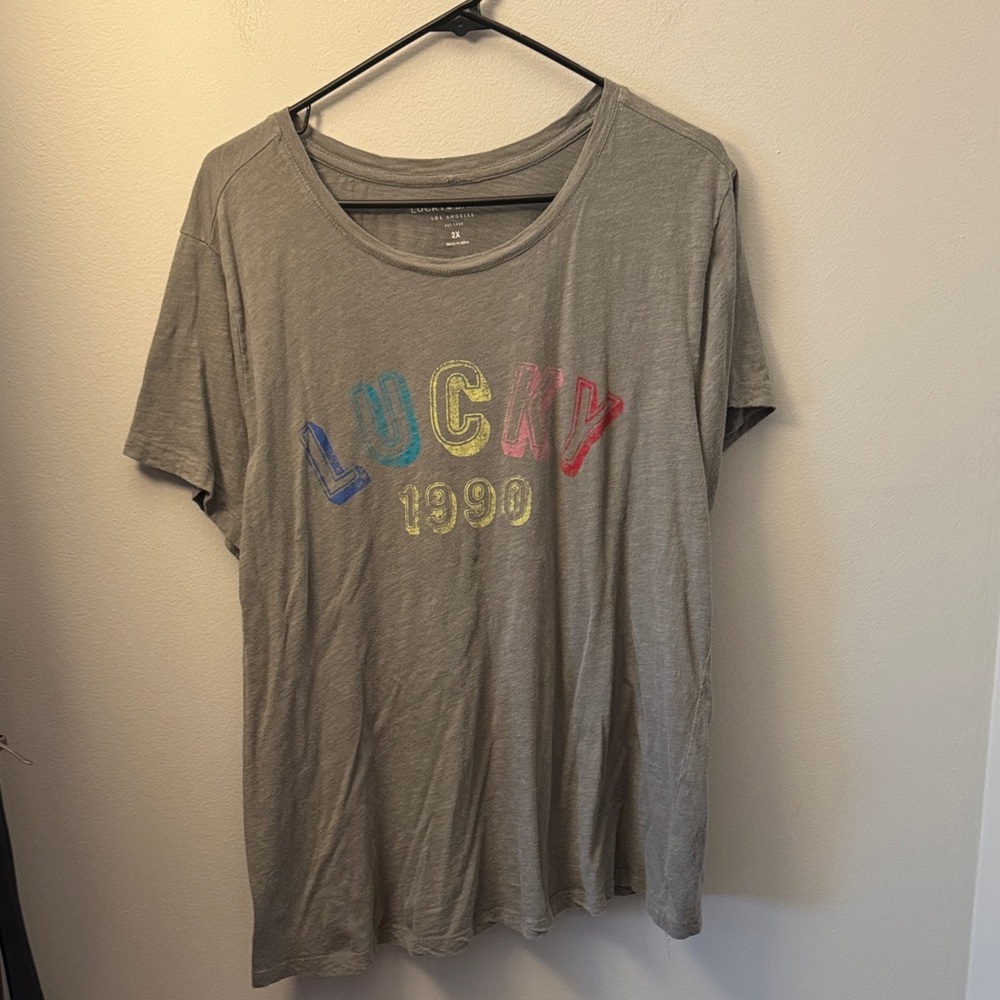 Lucky Brand Gray Short Sleeve Tee with Multicolor 'Lucky 1990' Graphic